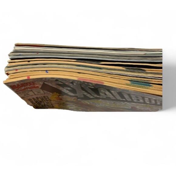 Comic Lot of 23 mixed Book Lot Marvel, Dc And More - Picture 7 of 7